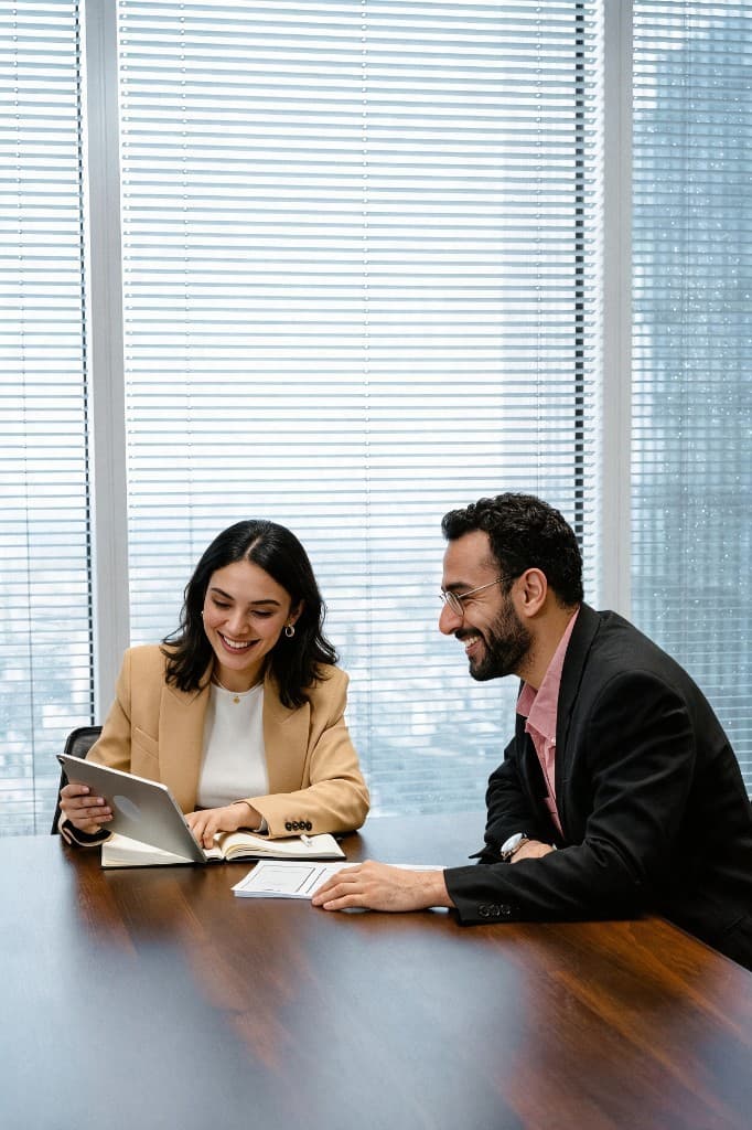 Senior career adviser in a one-to-one professional consultation