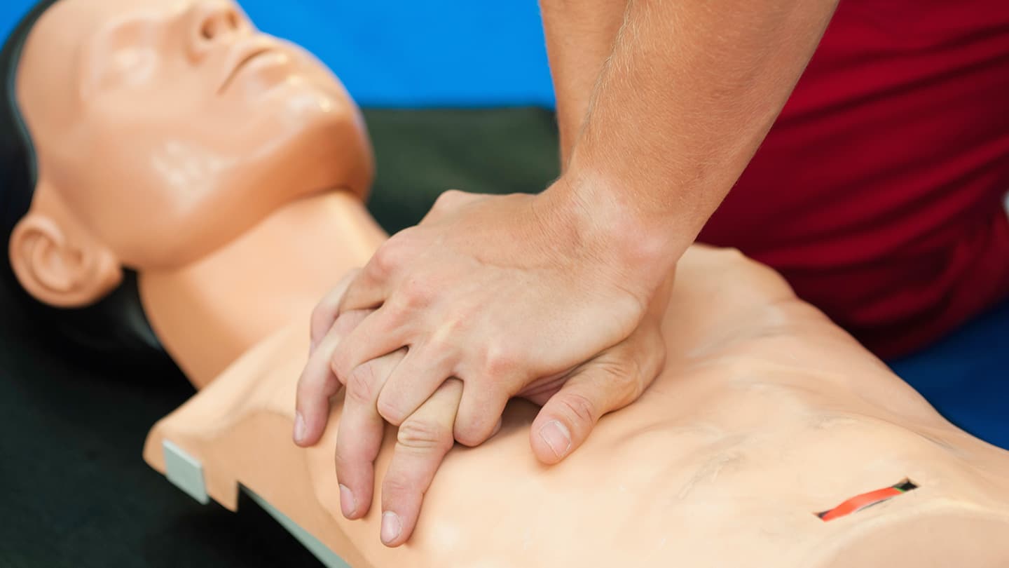 Hands-on CPR and life-support practice during a clinical session